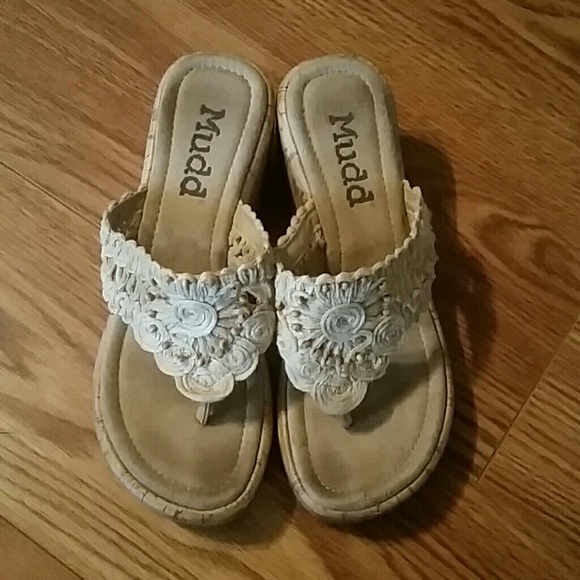 Mudd cork wedges