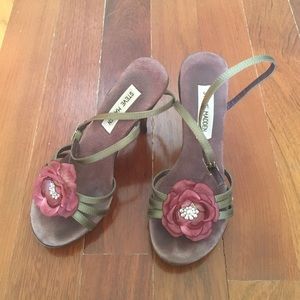 Steve Madden Flower Pumps