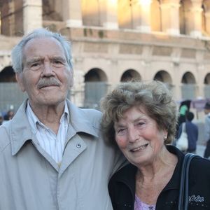 Meet your Posher, Elisa