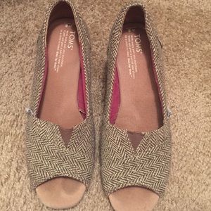 Toms wedges