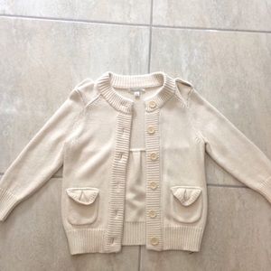 Cream knit swaeter