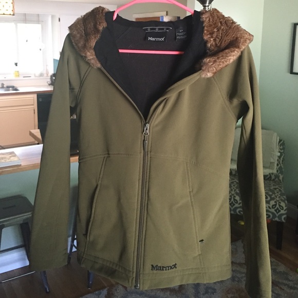 Marmot fur hooded jacket