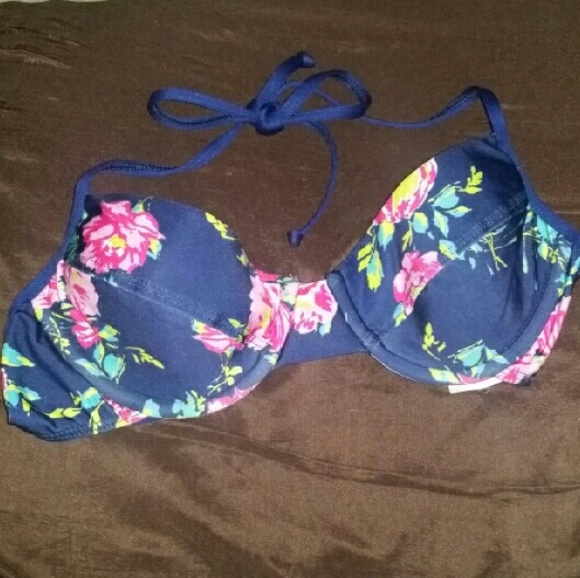 Small Splendid swim top