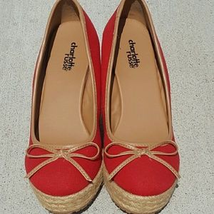 Red wedges size 8