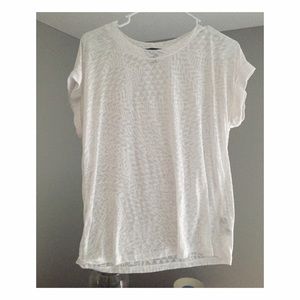Flowy tribal tee