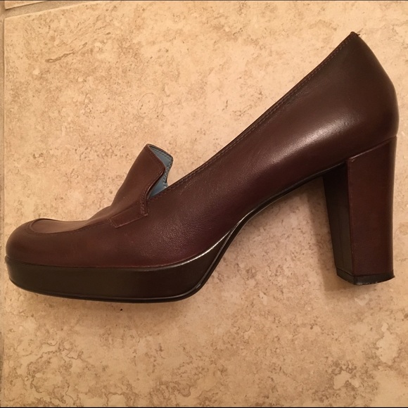 Gianni Bini Chocolate Brown Pumps