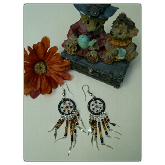 🍁RESTOCKED!DREAM CATCHER EARRINGS!🍁 - Picture 6 of 6