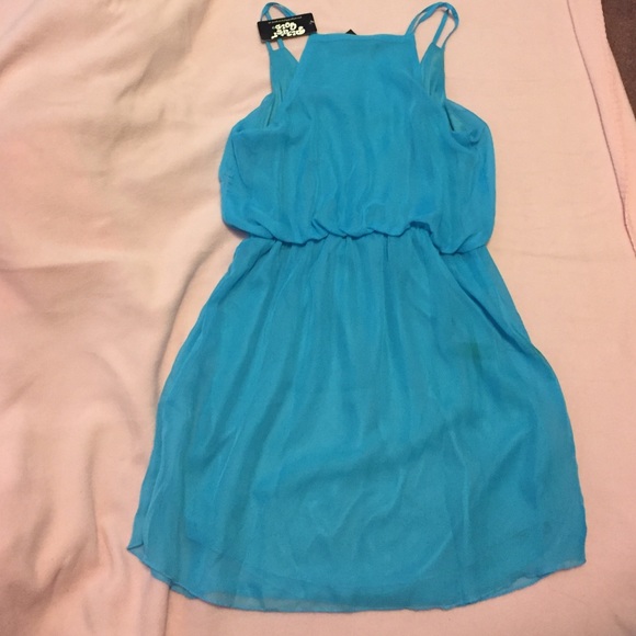blue dress - Picture 2 of 2