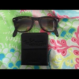 Folding Rayban Wayfarer