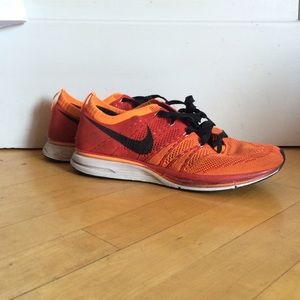 Nike fkyinits racers size 10.5