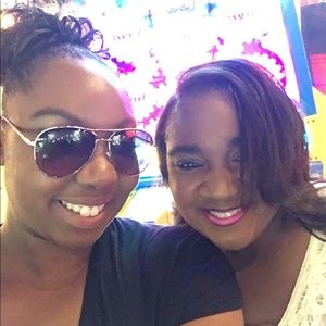 Meet your Posher, Marcia