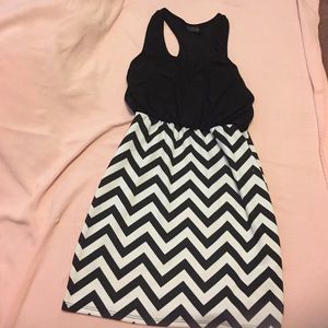 black and white zig zag dress