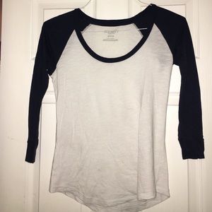 Baseball tee