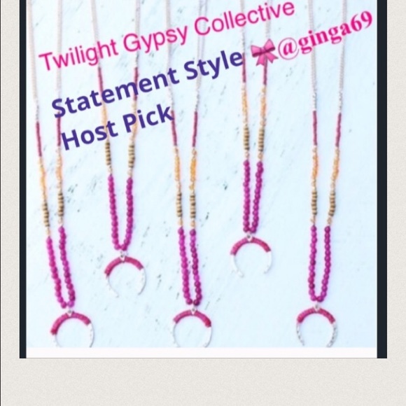 Gorgeous handmade necklaces 4 available . - Picture 3 of 3