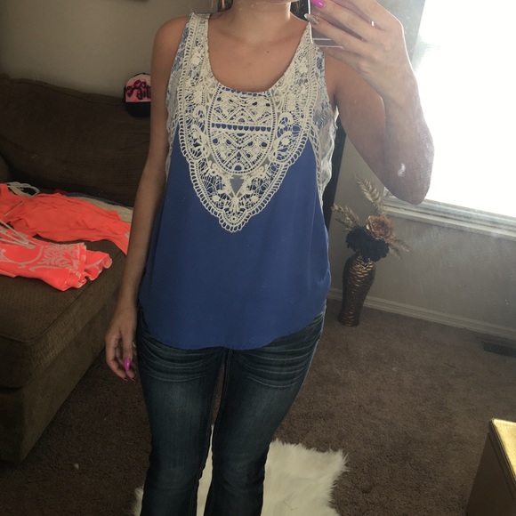 Crochet detail tank top