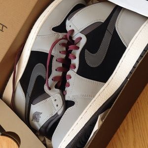 Air jordans retro 1