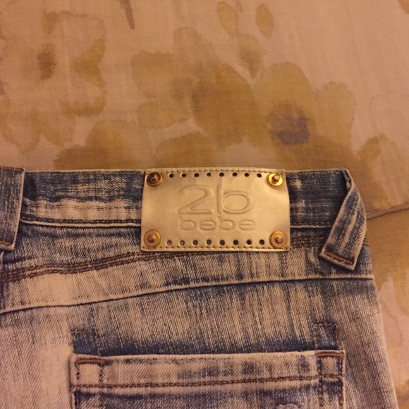 Size 28 2b Bebe ripped jeans