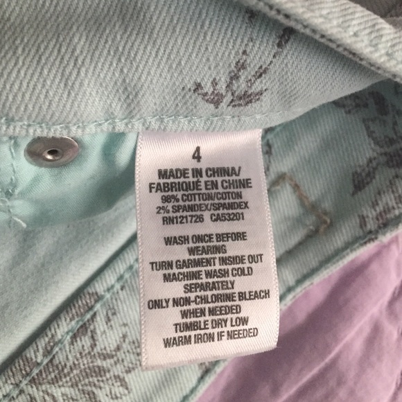 Floral high waisted shorts - Picture 3 of 3