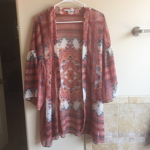 American Eagle Outfitters Sweaters - American eagle boho kimono