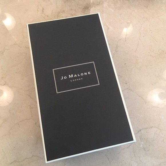 Jo Malone gift box