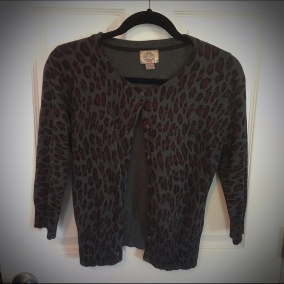 🍦2 for $10🍦 F21 Forever 21 Cardigan - cheetah