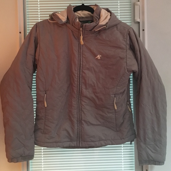 Eastern Mountain Sport (EMS) primaloft jacket