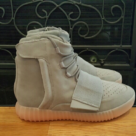 Authentics 750 Grey Gum Yeezy Boost