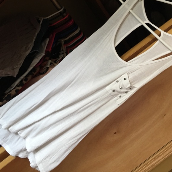 Casual white top