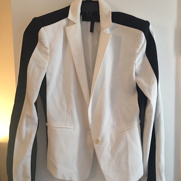 White BCBG blazer