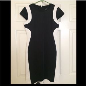 Ronni Nicole Black Whit Color Block Dress Sz 4