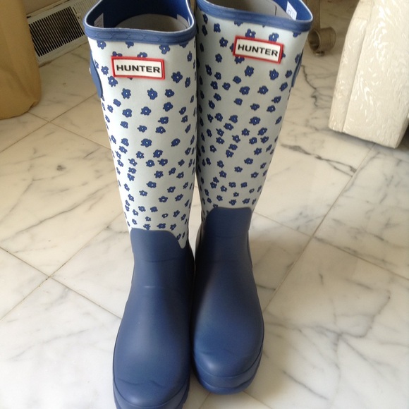 "New" Women's Hunter Boots Size 8 - Picture 2 of 4