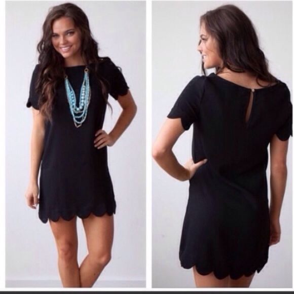 ❣NEW FALL COLOR❣ Wine Red Scallop Shift Dress - Picture 2 of 4