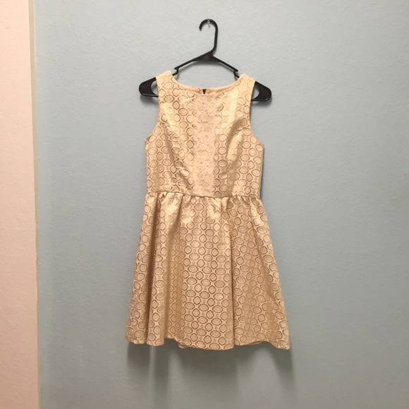 Cream and gold dress - Picture 1 of 2