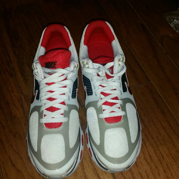 Nike Tennis shoes. Like new.  Excellent condition.