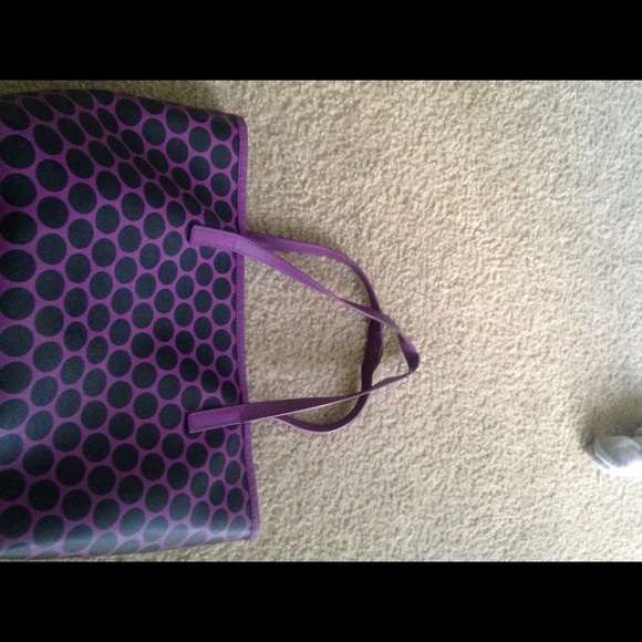 Authentic Michael Kors purse . Bought from Macy's - Picture 2 of 4