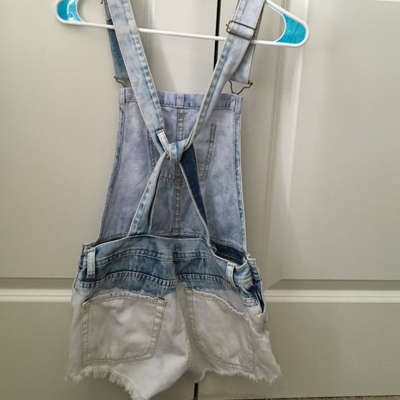 Overall - Picture 2 of 4