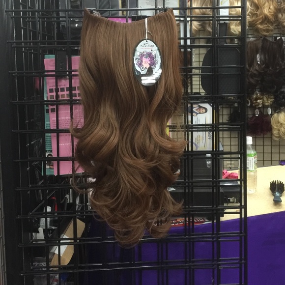 Synthetic clip in extensions #12 honey brown