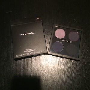 MAC eyeshadow pallet