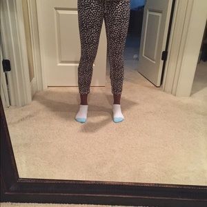 LULULEMON LEGGINGS!!