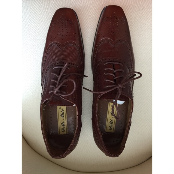 BRAND NEW NEVER USED men\'s dress shoes