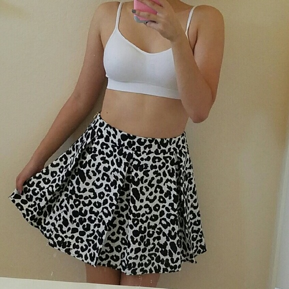 Collective Concepts Leopard Print A-line Skirt - Picture 2 of 2