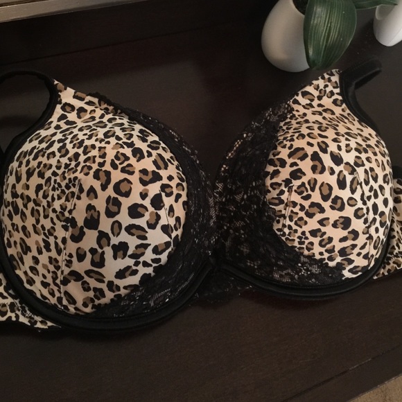 42 D lane Bryant leopard plunge bra