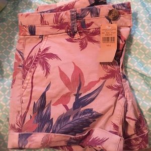 Floral American Eagle midi shorts