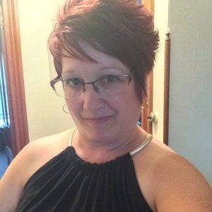 Meet your Posher, Lori