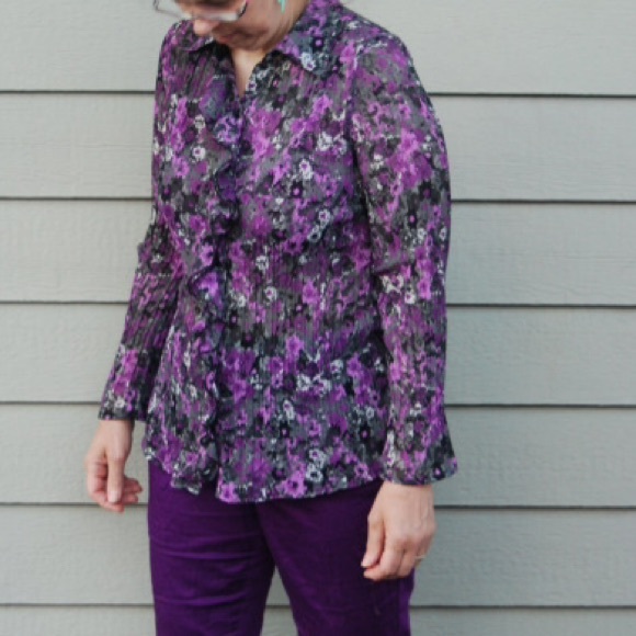 Purple florals - Picture 3 of 4