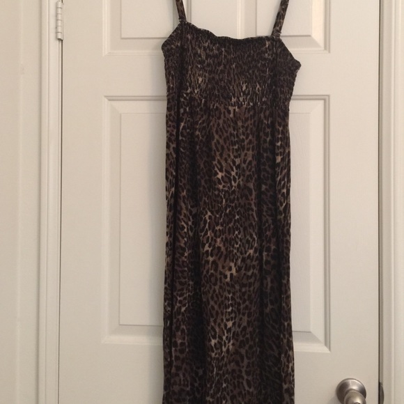 Leopard print maxi dress with removable straps