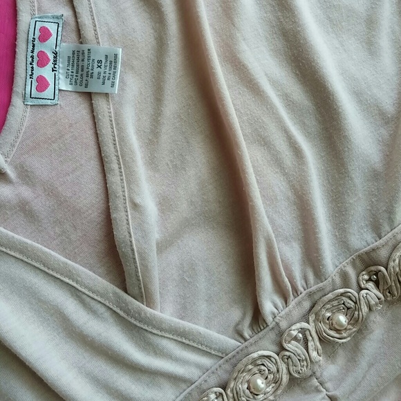 Three Pink Heart Blouse - Picture 4 of 4