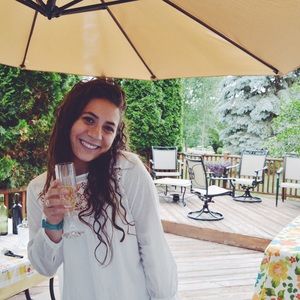 Meet your Posher, Maria