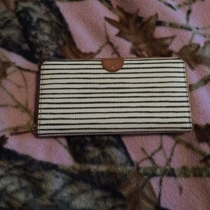 Fossil Emma Large Zip Clutch