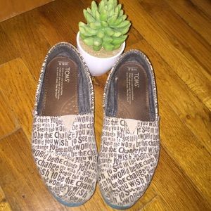 Toms